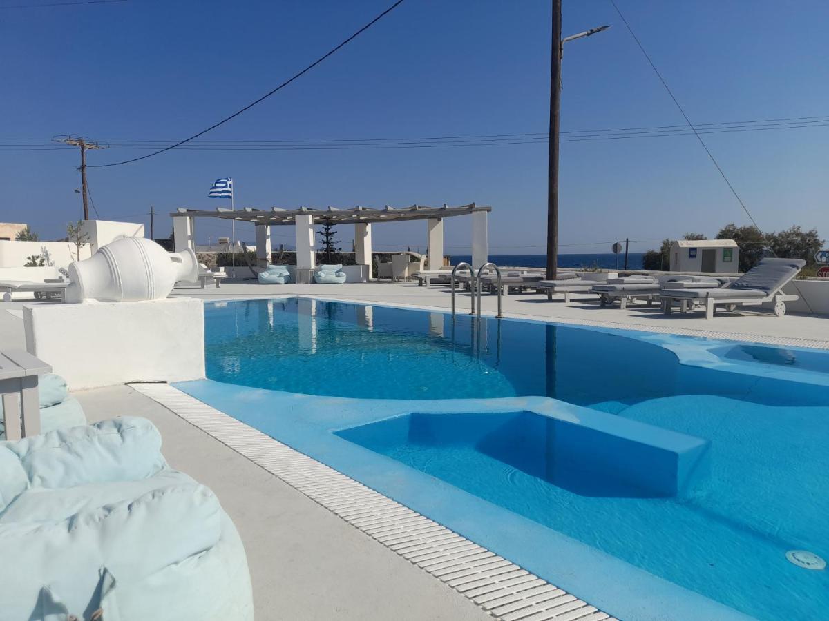 Sea Paradise Villas - Seaside & Private Jacuzzi Oia  Exterior photo