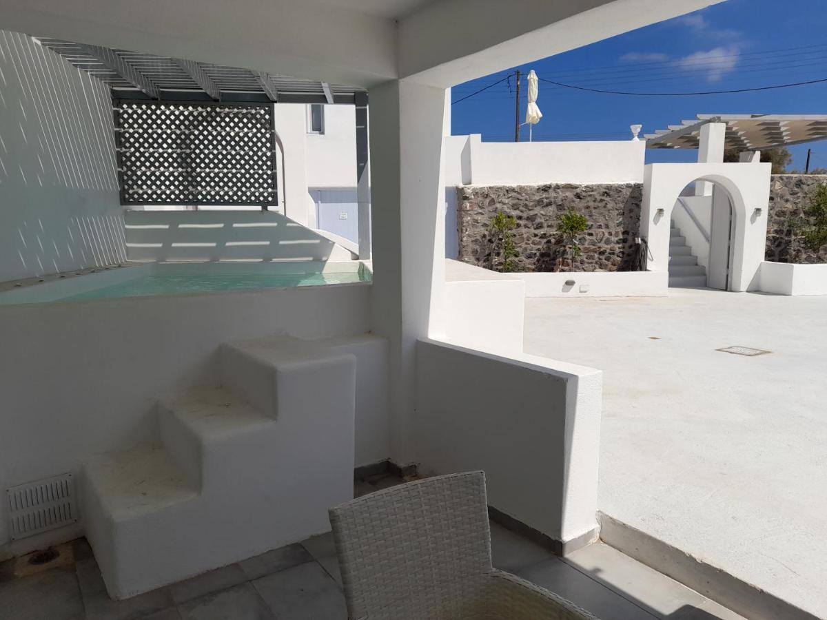 Sea Paradise Villas - Seaside & Private Jacuzzi Oia  Exterior photo