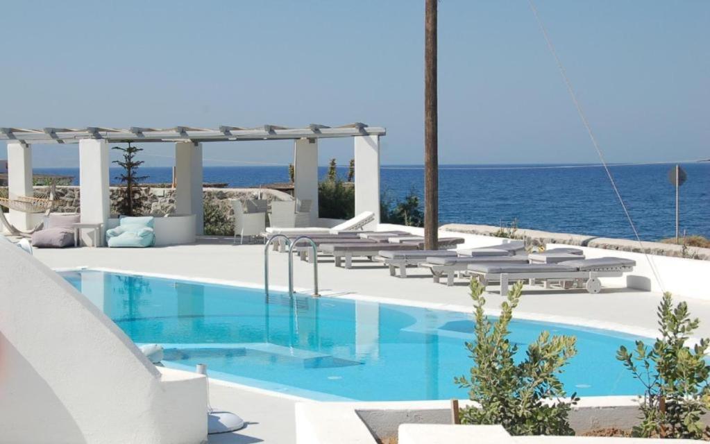Sea Paradise Villas - Seaside & Private Jacuzzi Oia  Exterior photo
