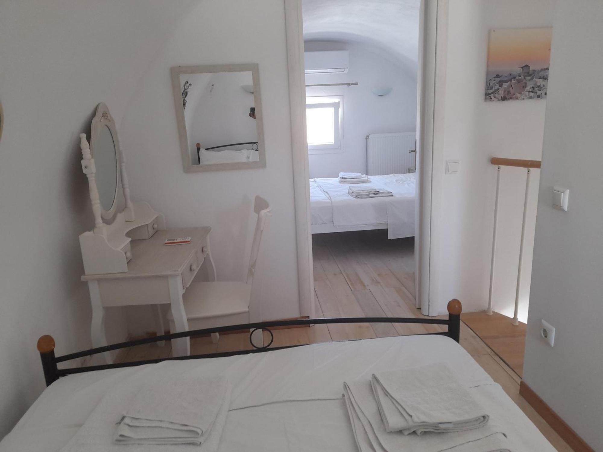 Sea Paradise Villas - Seaside & Private Jacuzzi Oia  Exterior photo